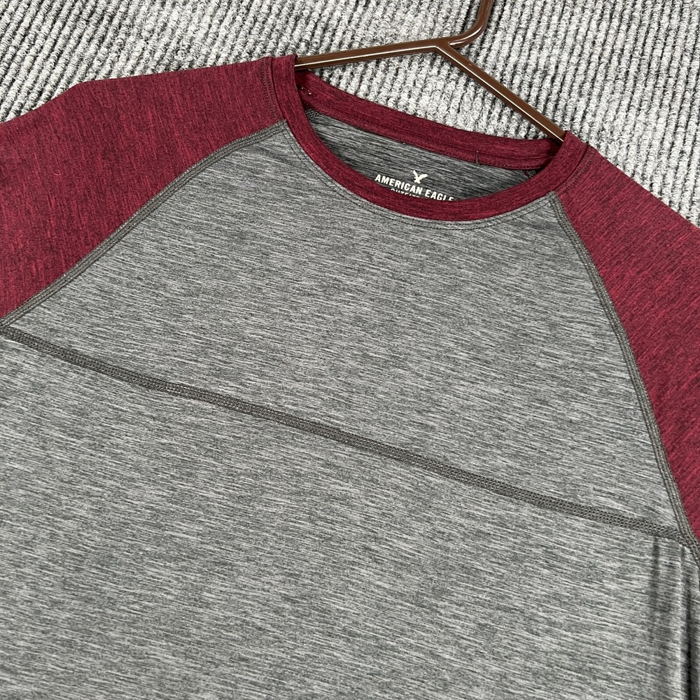 American Eagle Shirt Mens Small Red Gray Long Sleeve Crew Performance Comfort
